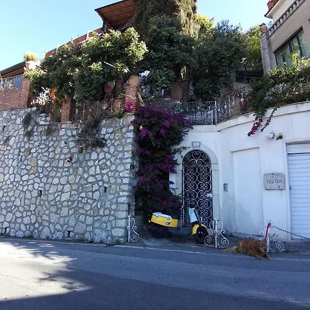 Nyaraló La Casa Nell'aria Casa Scacciapensieri Taormina