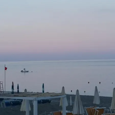 Nyaraló La Casa Nell'aria Casa Scacciapensieri Taormina